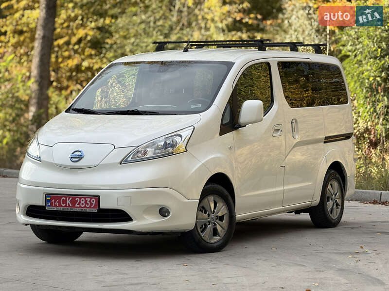 Nissan e-NV200 2014