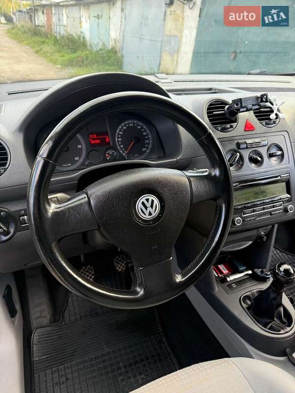 Volkswagen Caddy 2009