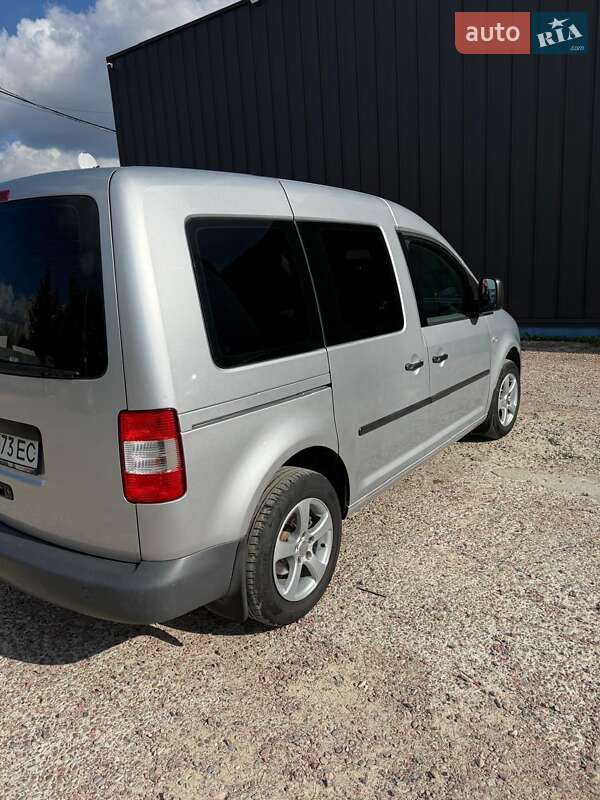 Volkswagen Caddy 2009