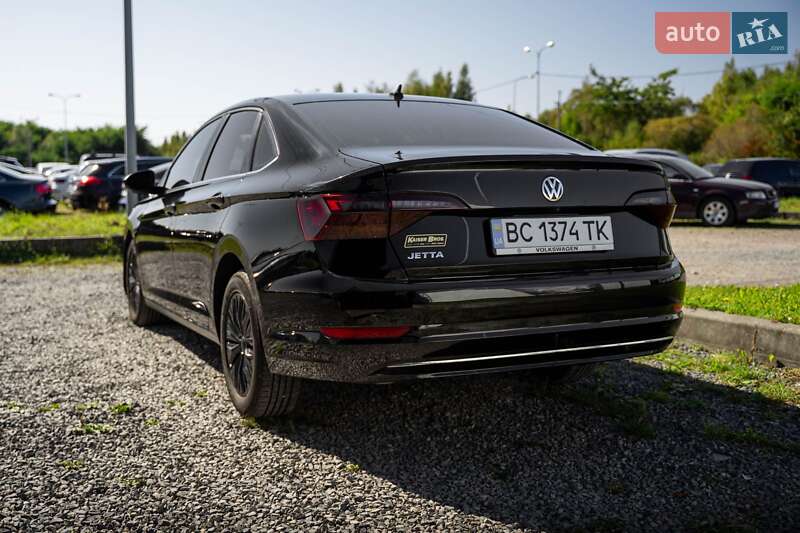 Volkswagen Jetta 2019
