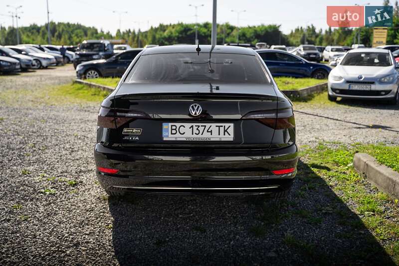 Volkswagen Jetta 2019