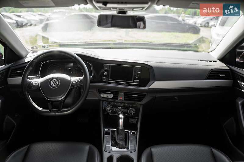 Volkswagen Jetta 2019