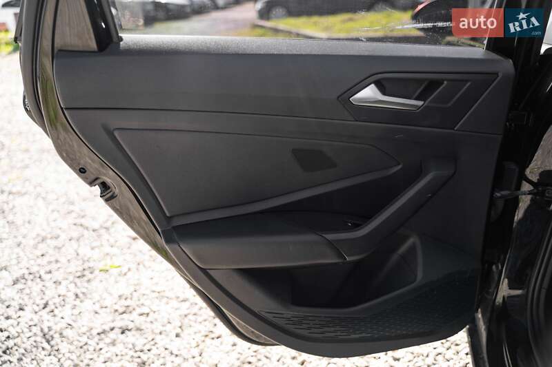 Volkswagen Jetta 2019