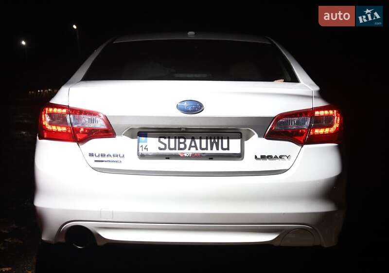 Subaru Legacy 2015