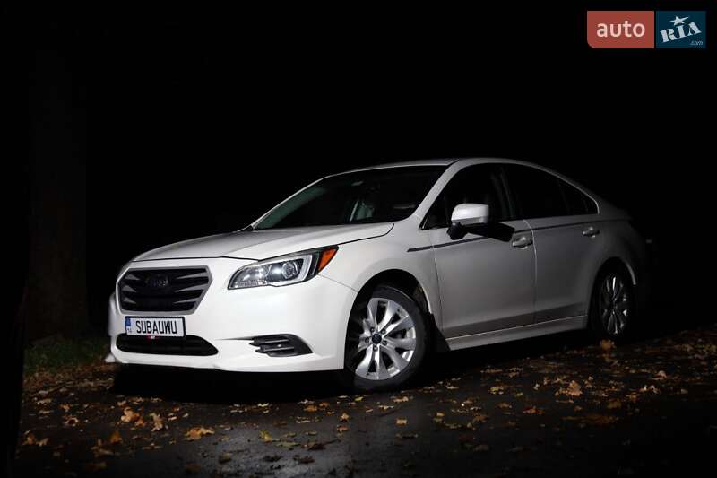 Subaru Legacy 2015