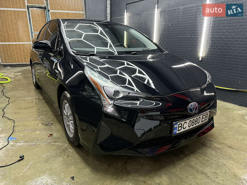 Toyota Prius 2018