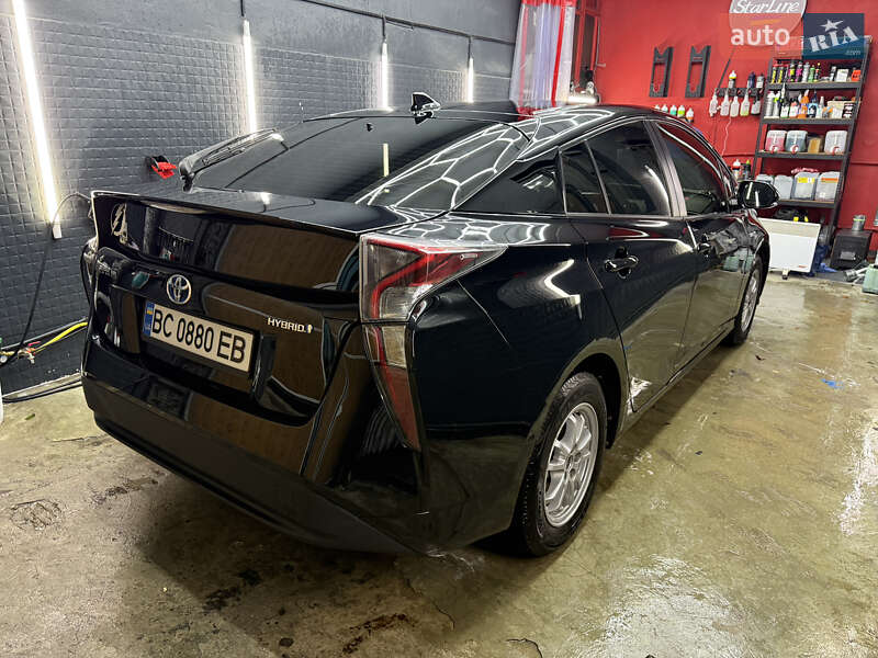 Toyota Prius 2018
