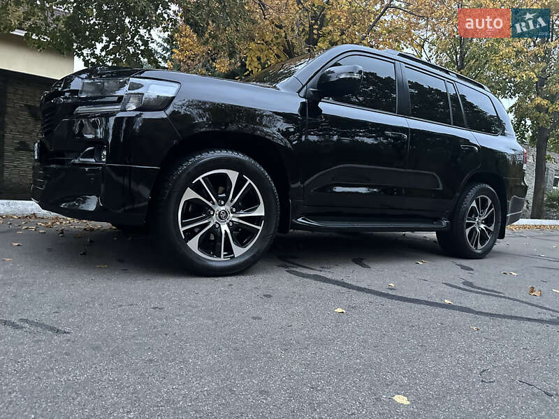 Toyota Land Cruiser 2008