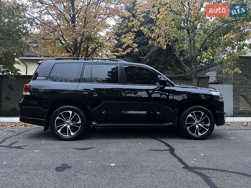 Toyota Land Cruiser 2008