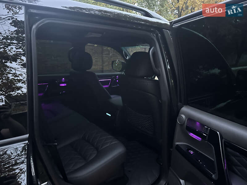 Toyota Land Cruiser 2008