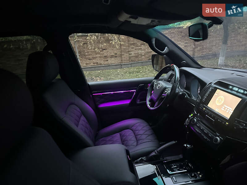 Toyota Land Cruiser 2008