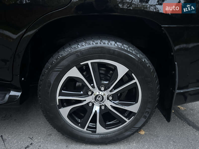 Toyota Land Cruiser 2008