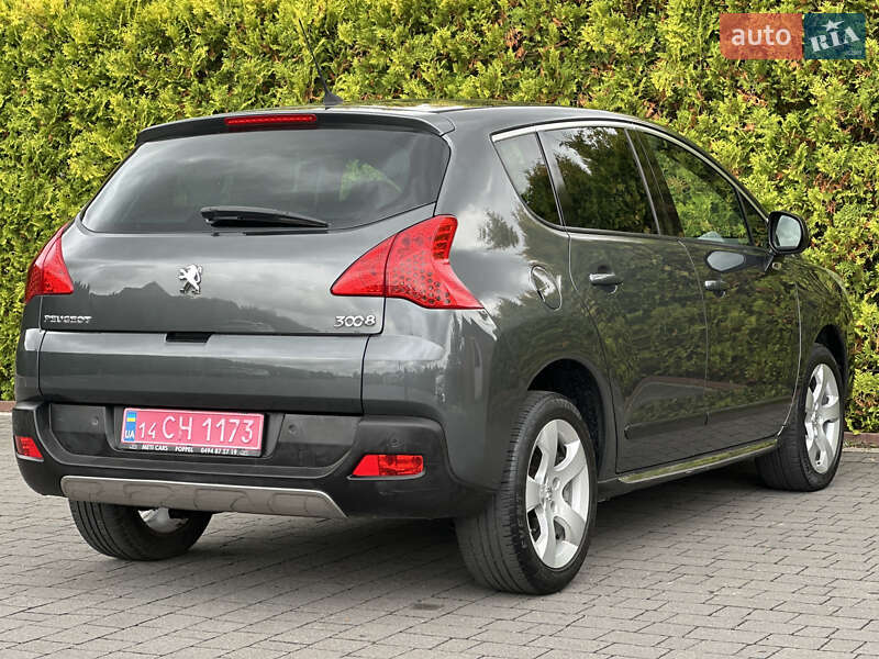 Peugeot 3008 2011