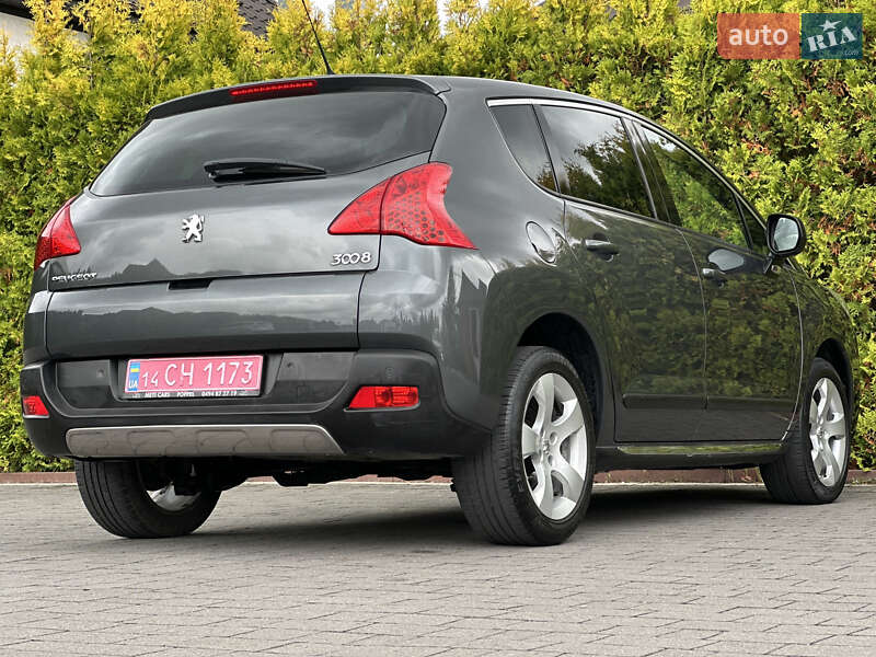 Peugeot 3008 2011