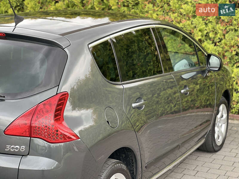 Peugeot 3008 2011