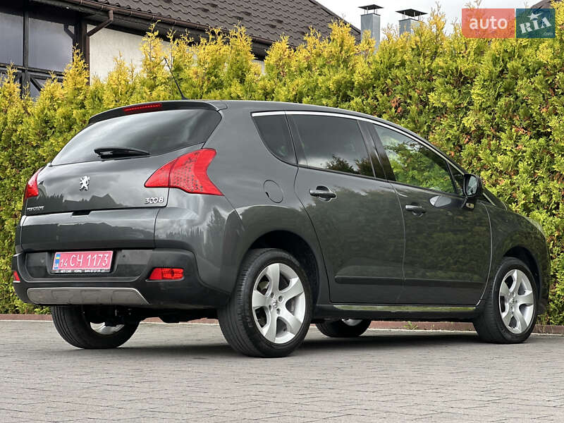 Peugeot 3008 2011