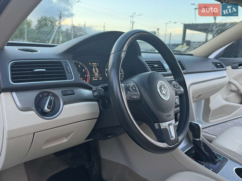 Volkswagen Passat 2014