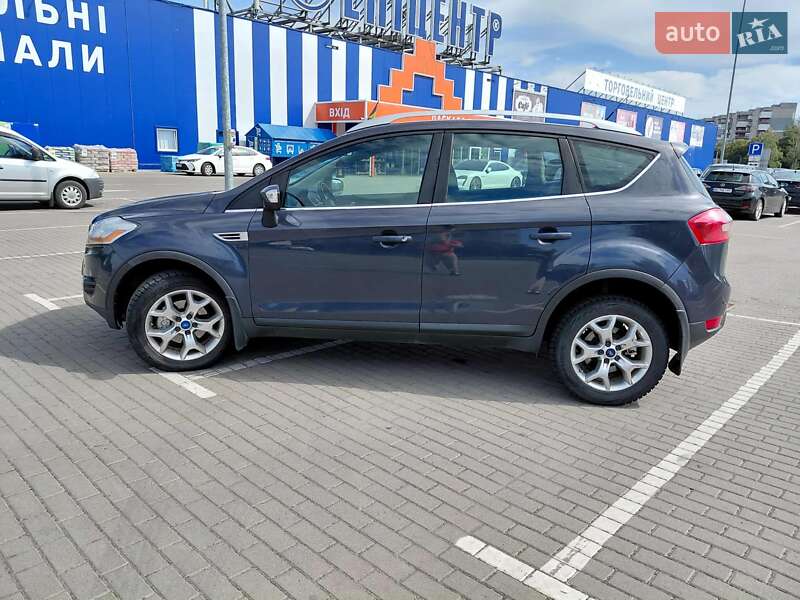 Ford Kuga 2011