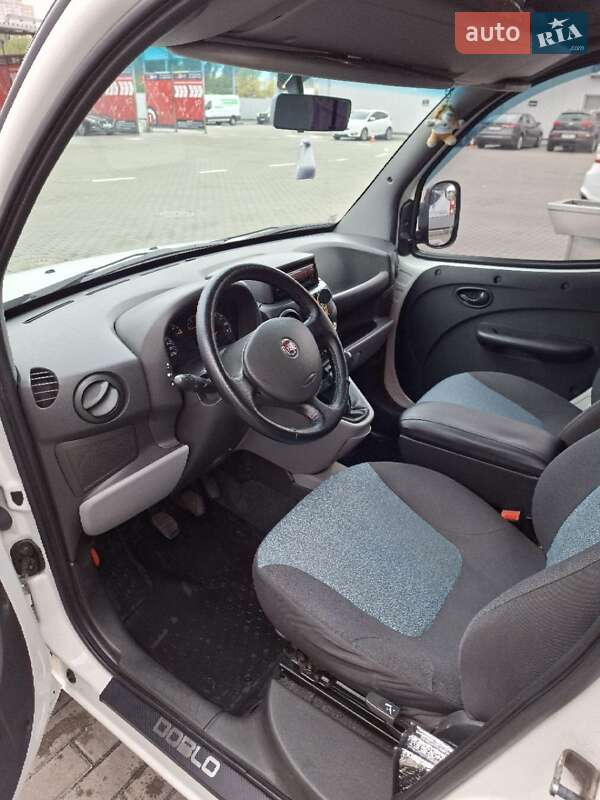 Fiat Doblo 2013