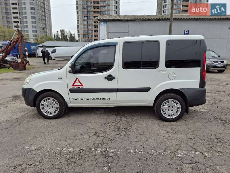 Fiat Doblo 2013