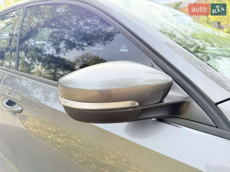 Volkswagen Passat 2014