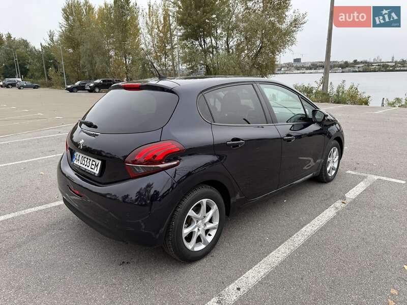 Peugeot 208 2019