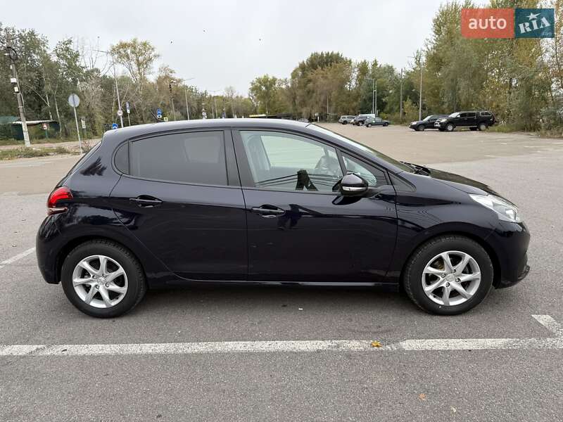 Peugeot 208 2019