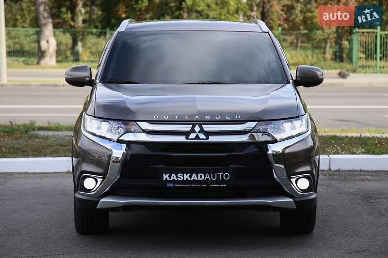 Mitsubishi Outlander 2015
