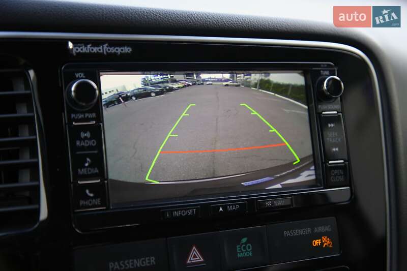 Mitsubishi Outlander 2015