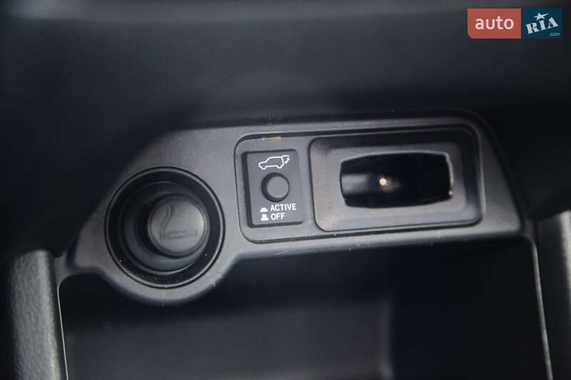 Mitsubishi Outlander 2015