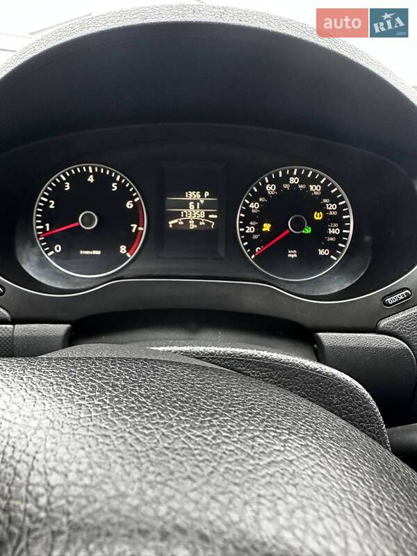 Volkswagen Jetta 2012