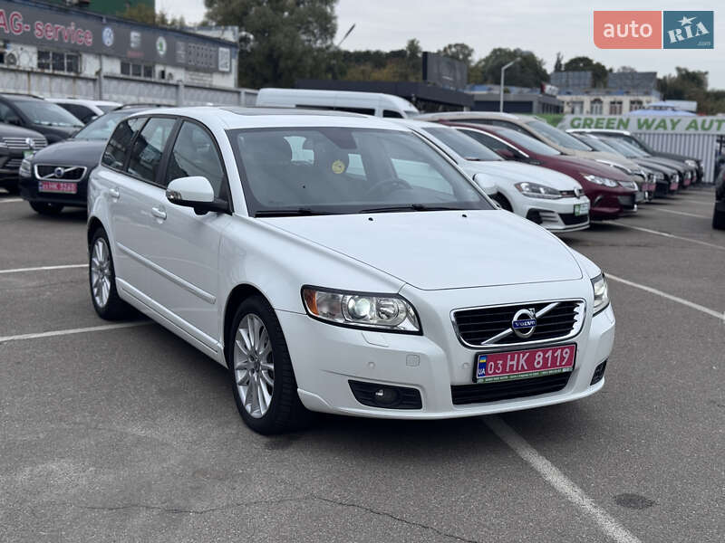 Volvo V50 2011