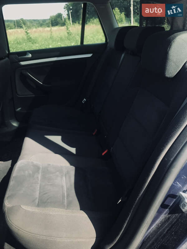 Volkswagen Golf 2011