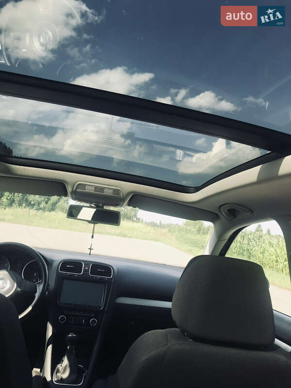 Volkswagen Golf 2011