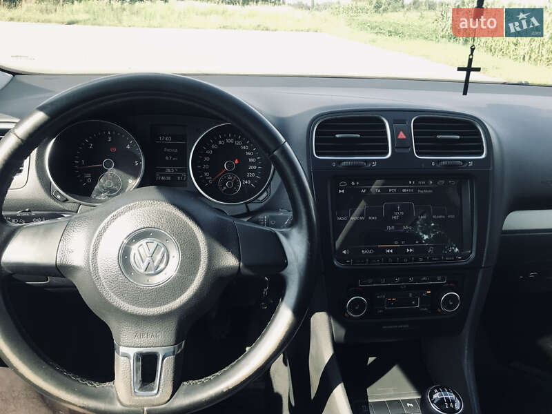 Volkswagen Golf 2011