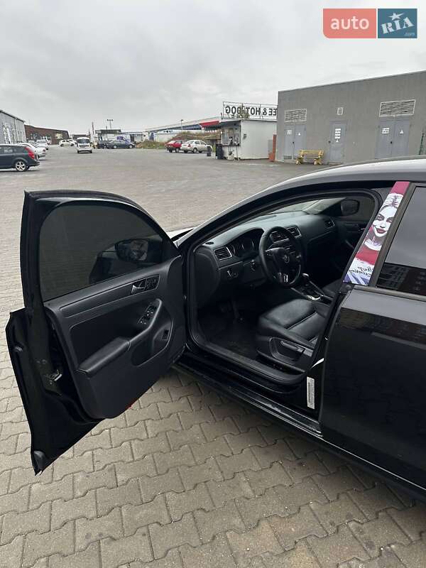 Volkswagen Jetta 2012