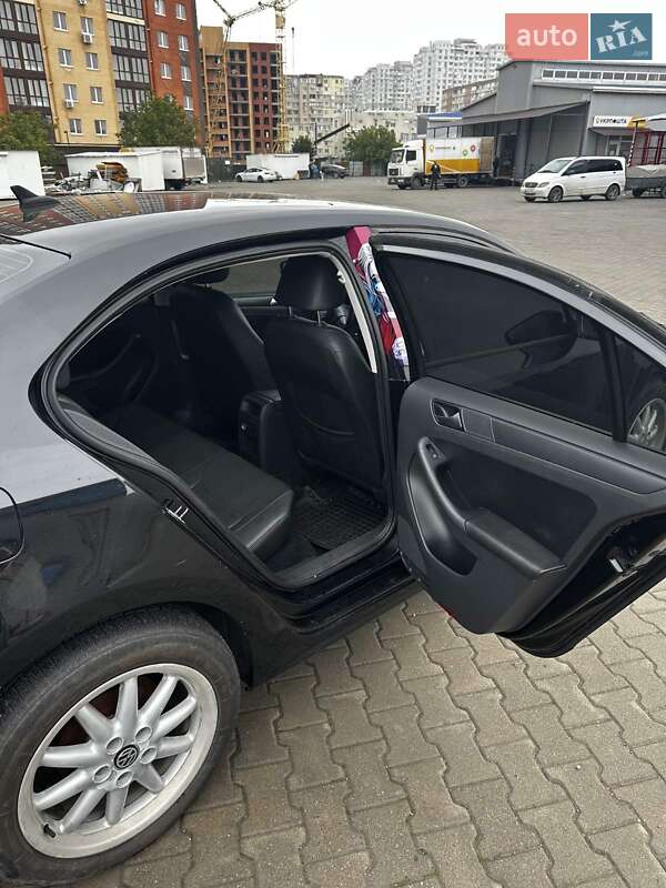 Volkswagen Jetta 2012