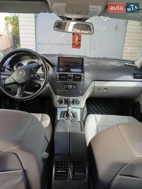 Mercedes-Benz C-Class 2008