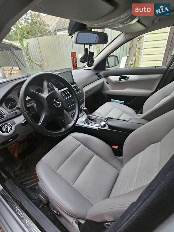 Mercedes-Benz C-Class 2008