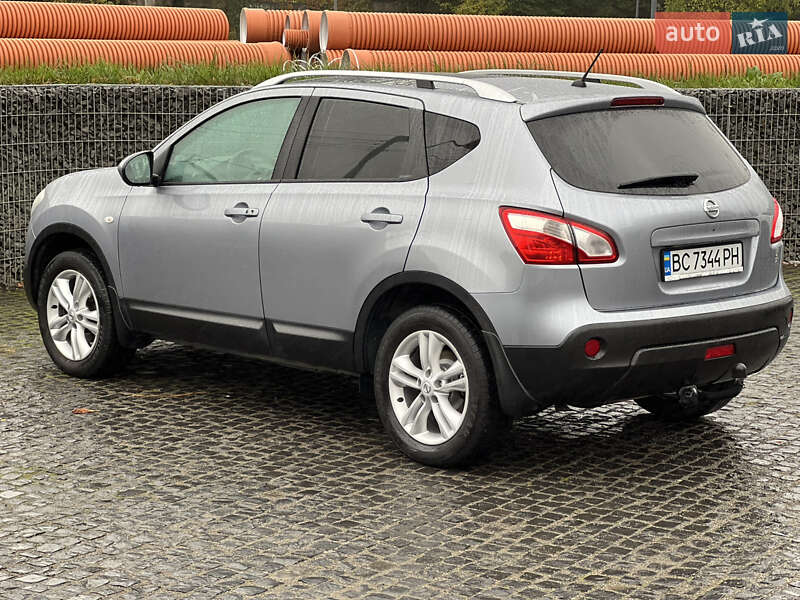 Nissan Qashqai 2012