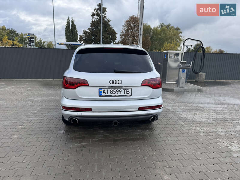 Audi Q7 2013