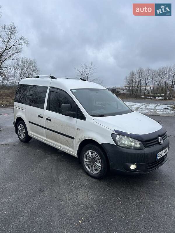 Volkswagen Caddy 2011