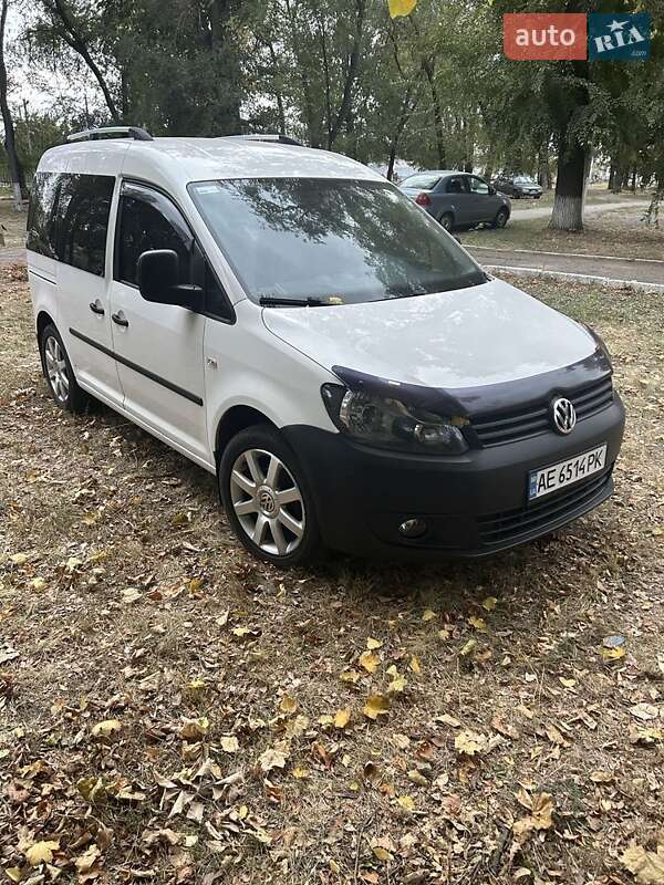 Volkswagen Caddy 2011