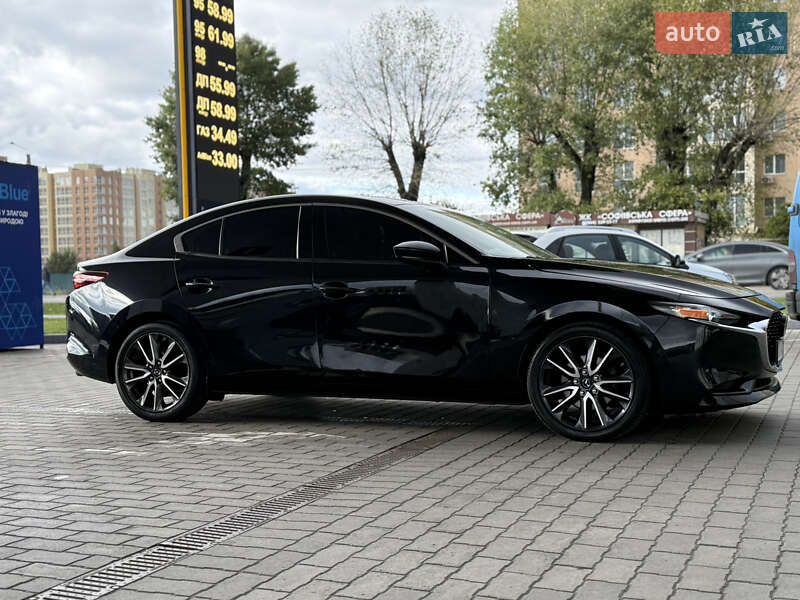 Mazda 3 2019