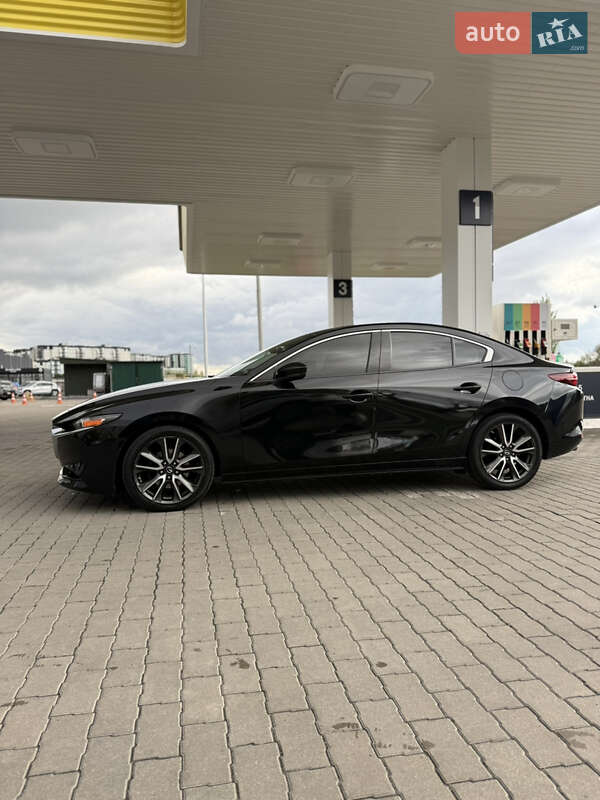 Mazda 3 2019