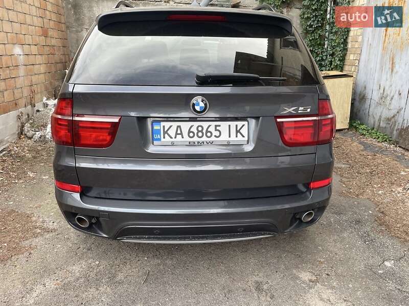 BMW X5 2011
