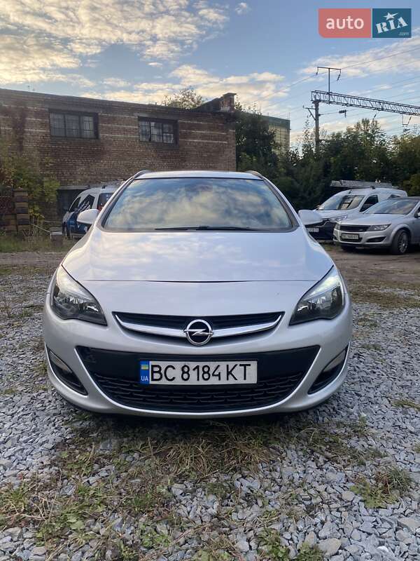 Opel Astra 2013