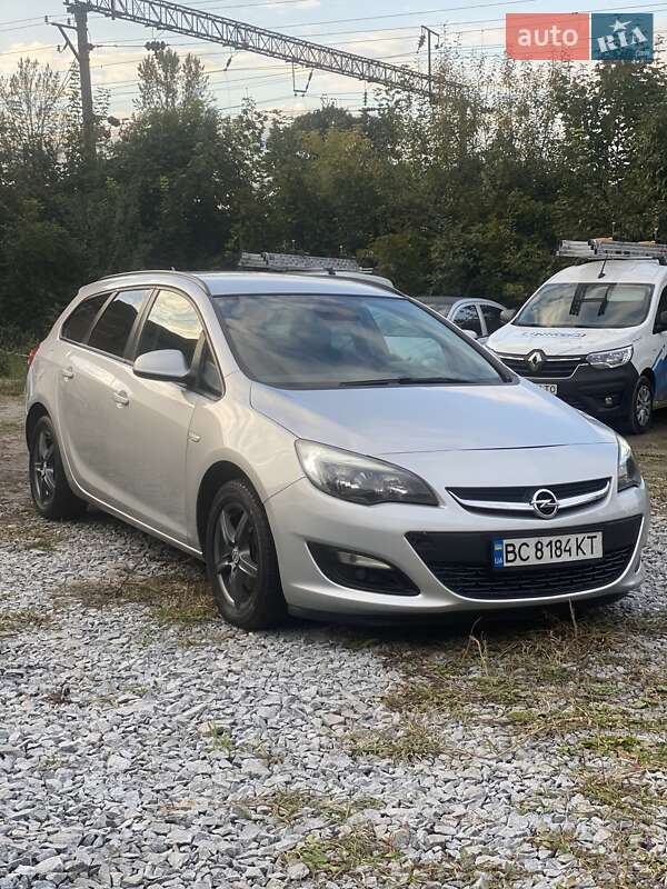 Opel Astra 2013