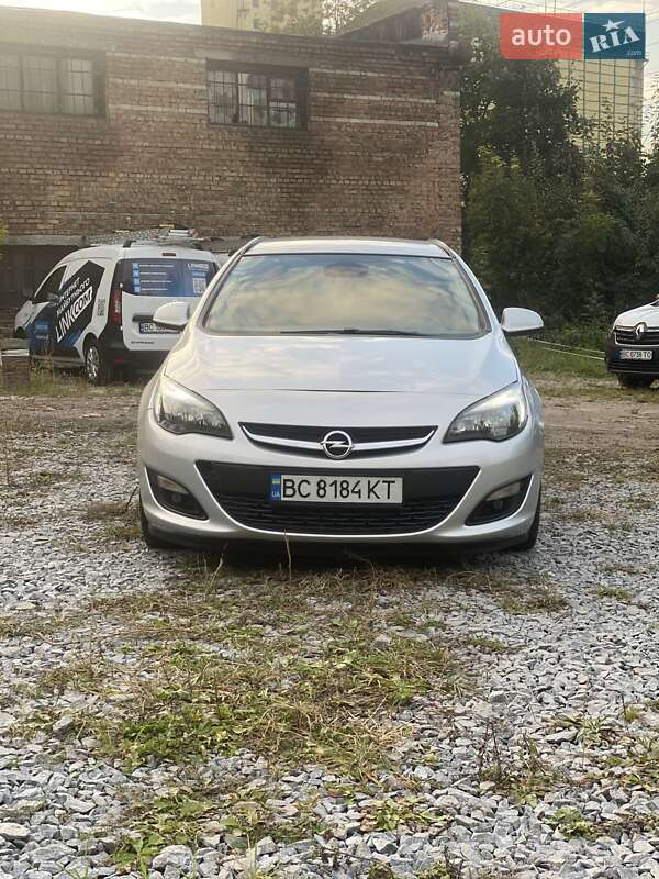 Opel Astra 2013