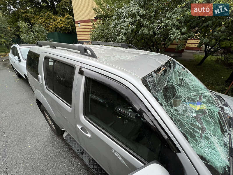 Nissan Pathfinder 2014